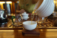 和平茶业与您分享如何掌握泡茶的时间